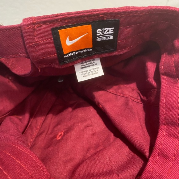 Nike Cap Heritage 86 Adjustable Performance Hat - Picture 7 of 7